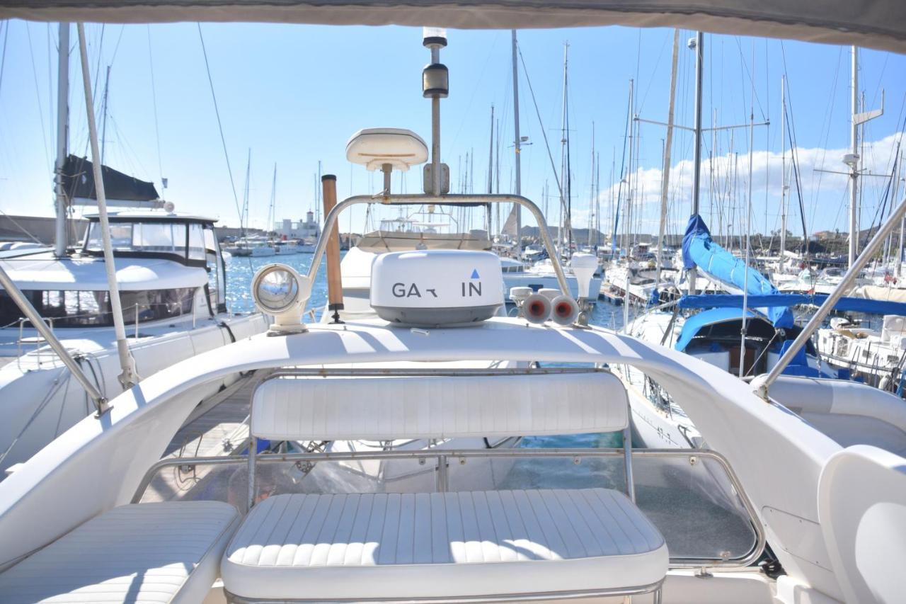 Готель Luxury Yacht Kamikara Сан-Мігель-де-Абона Екстер'єр фото