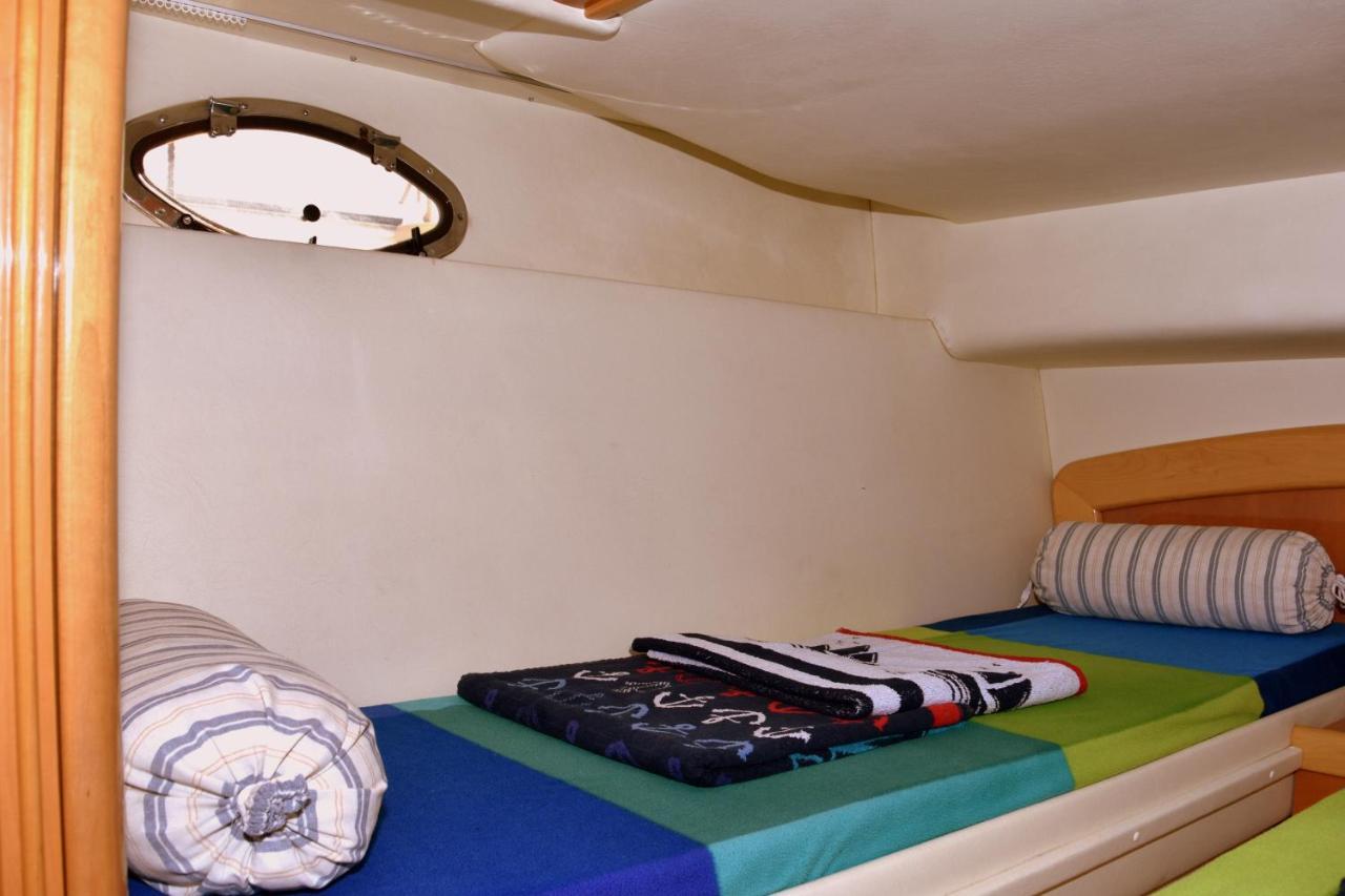Готель Luxury Yacht Kamikara Сан-Мігель-де-Абона Екстер'єр фото
